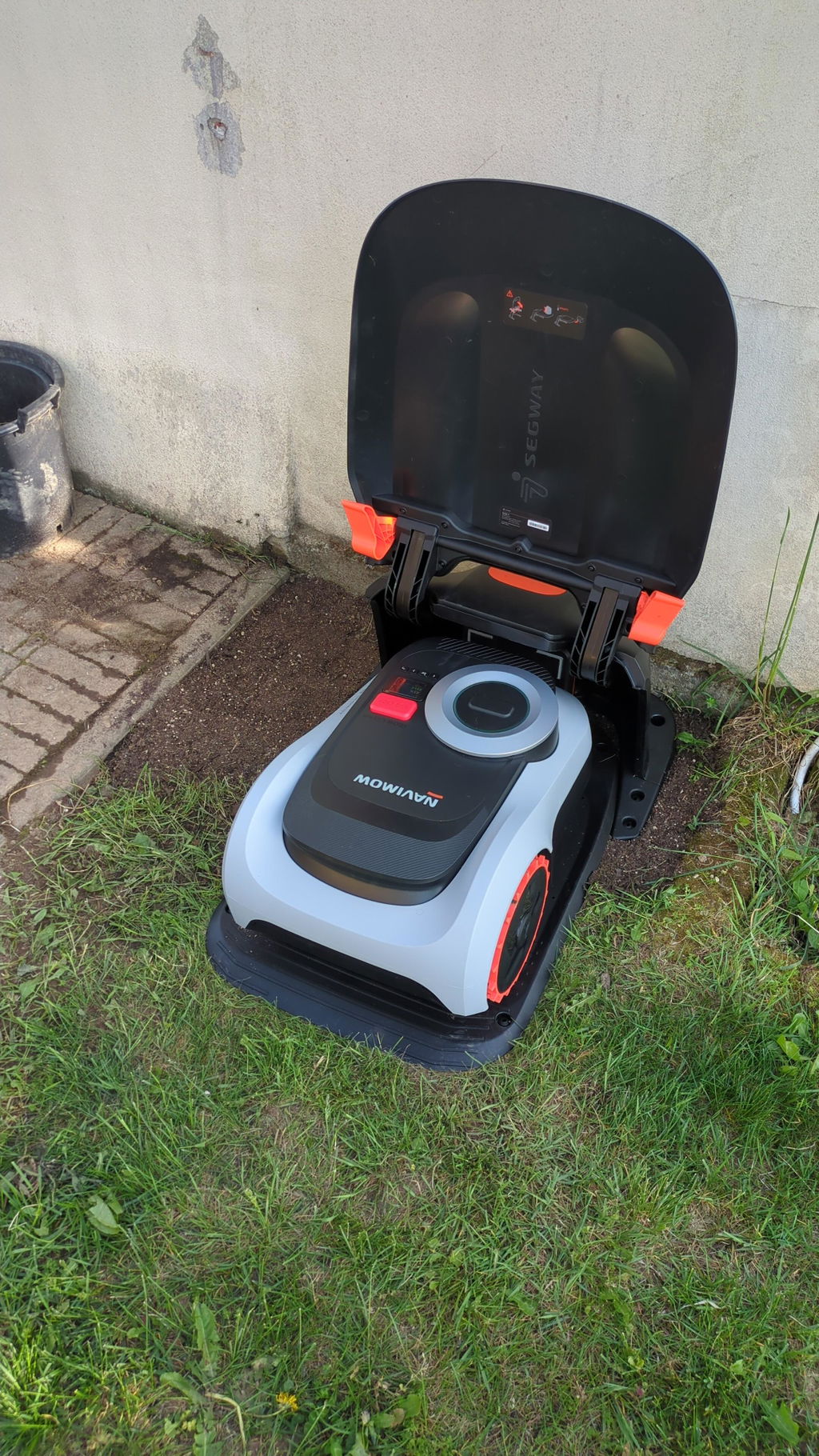 Navimow i220 LiDAR robot tagliaerba 2000 m² senza filo