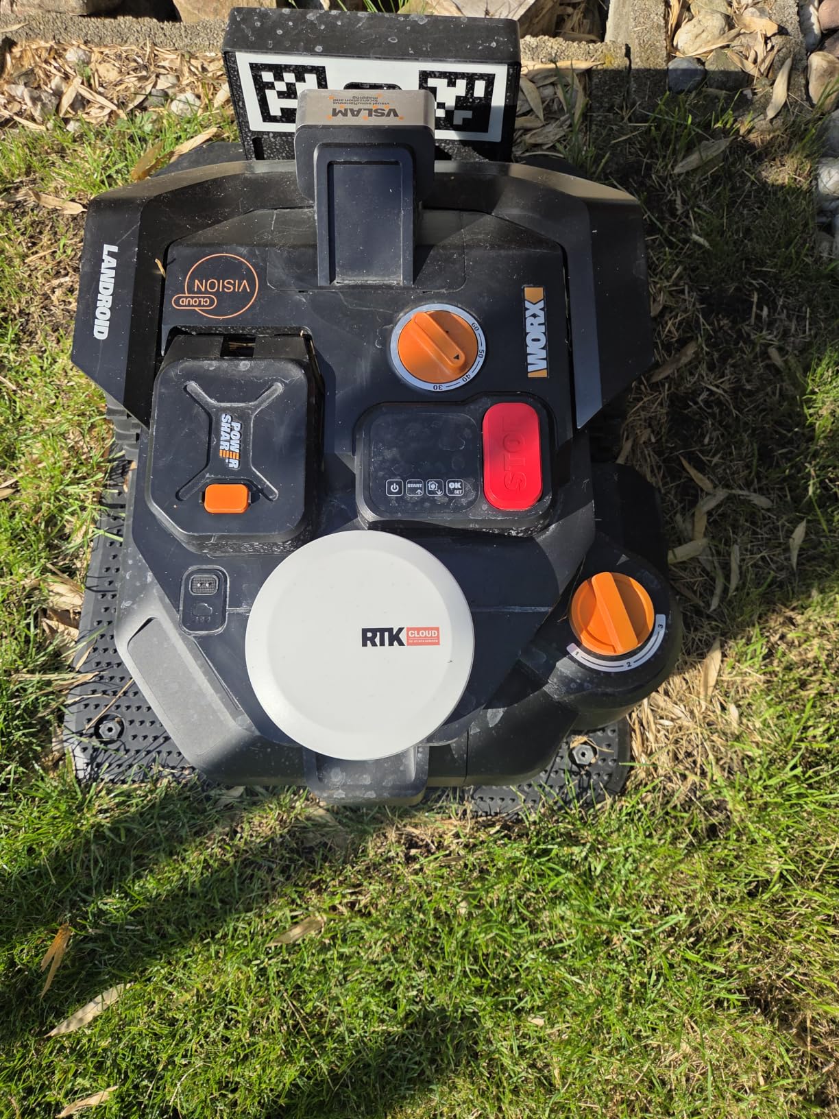 Worx Vision Cloud WR306E Robot Rasaerba 600 m²