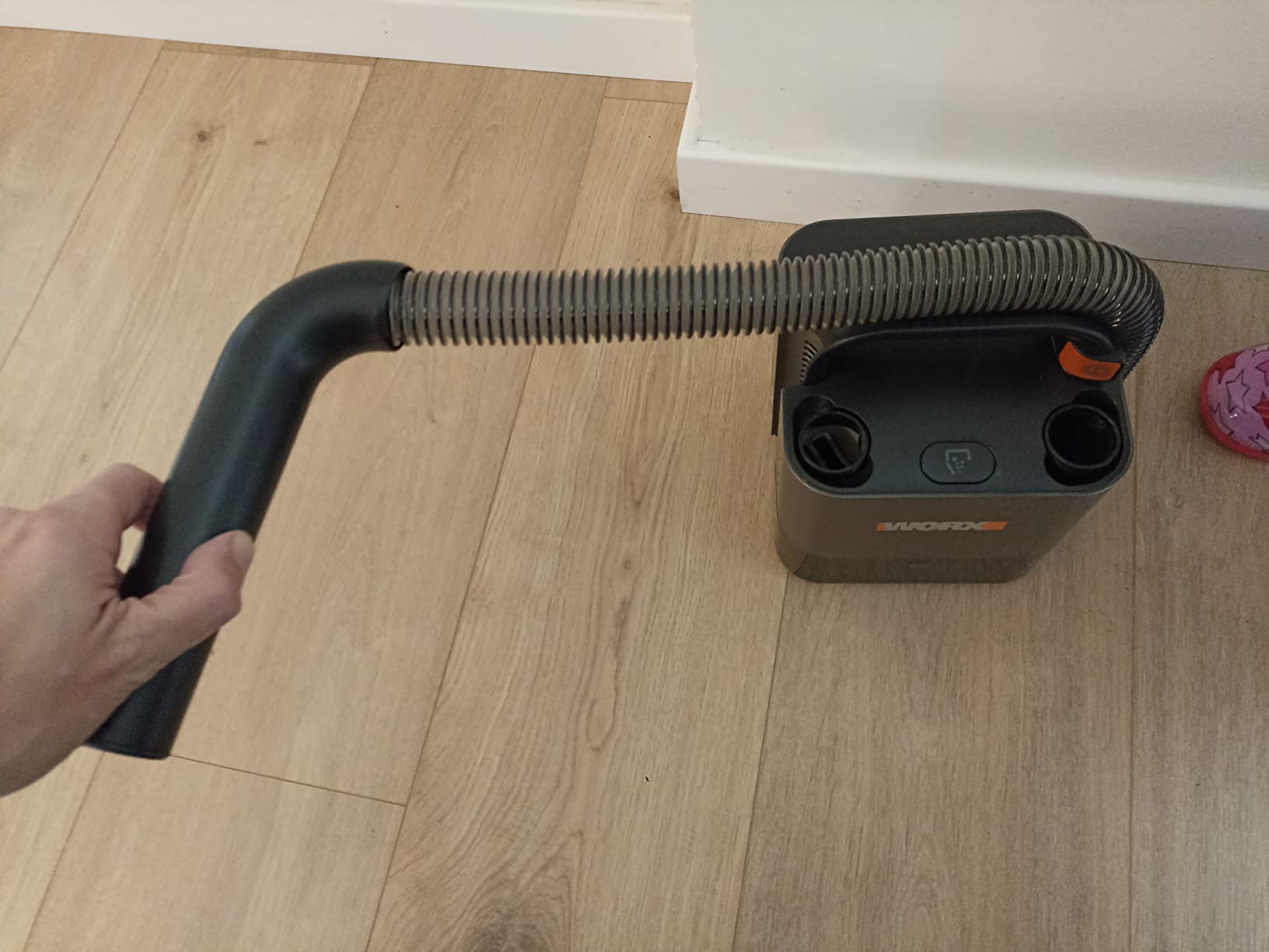 WORX WX030.9 Aspirapolvere Portatile 20V Solo Corpo Retrattile
