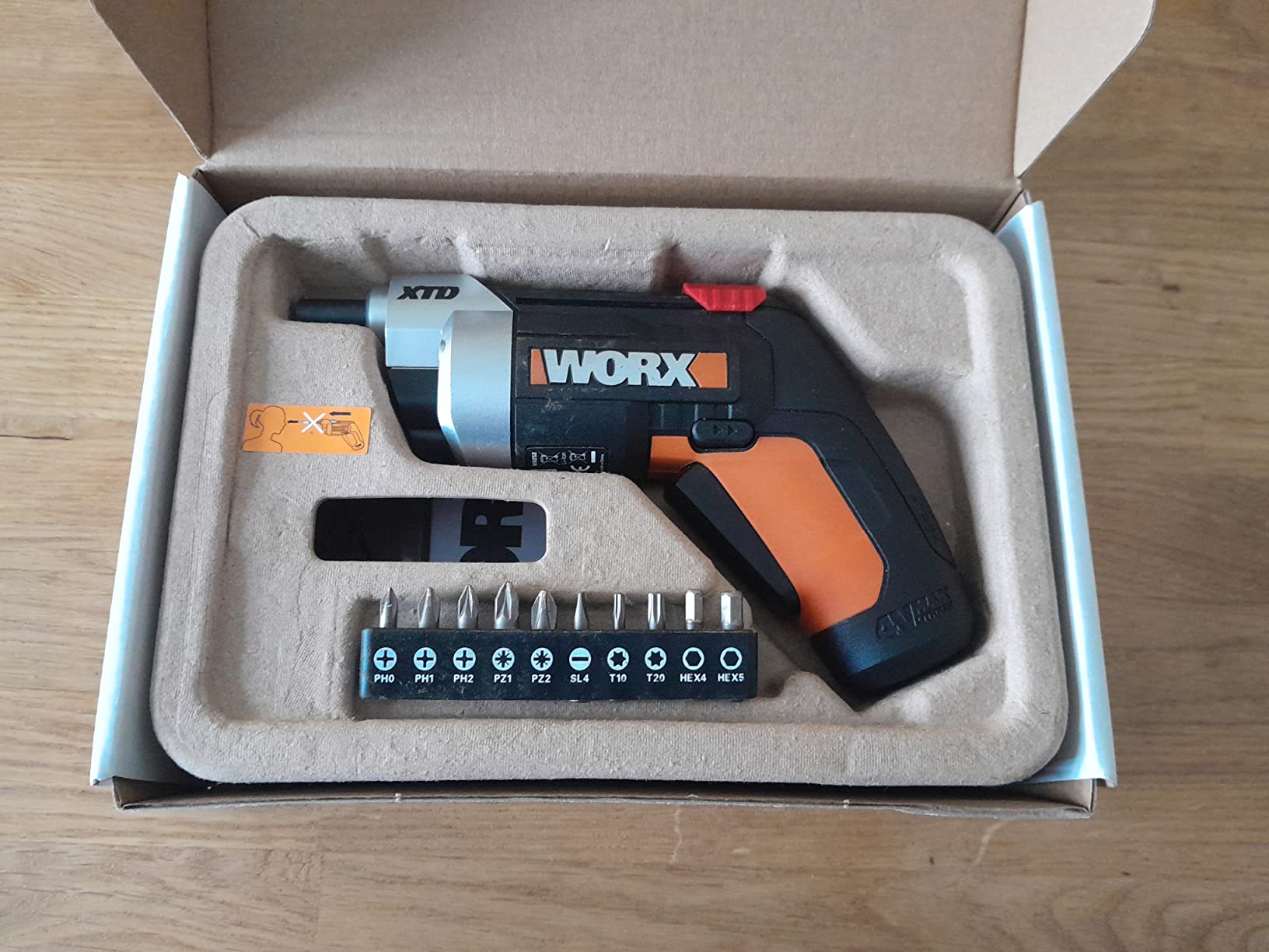 Worx WX252 avvitatore a batteria 4V con luce LED