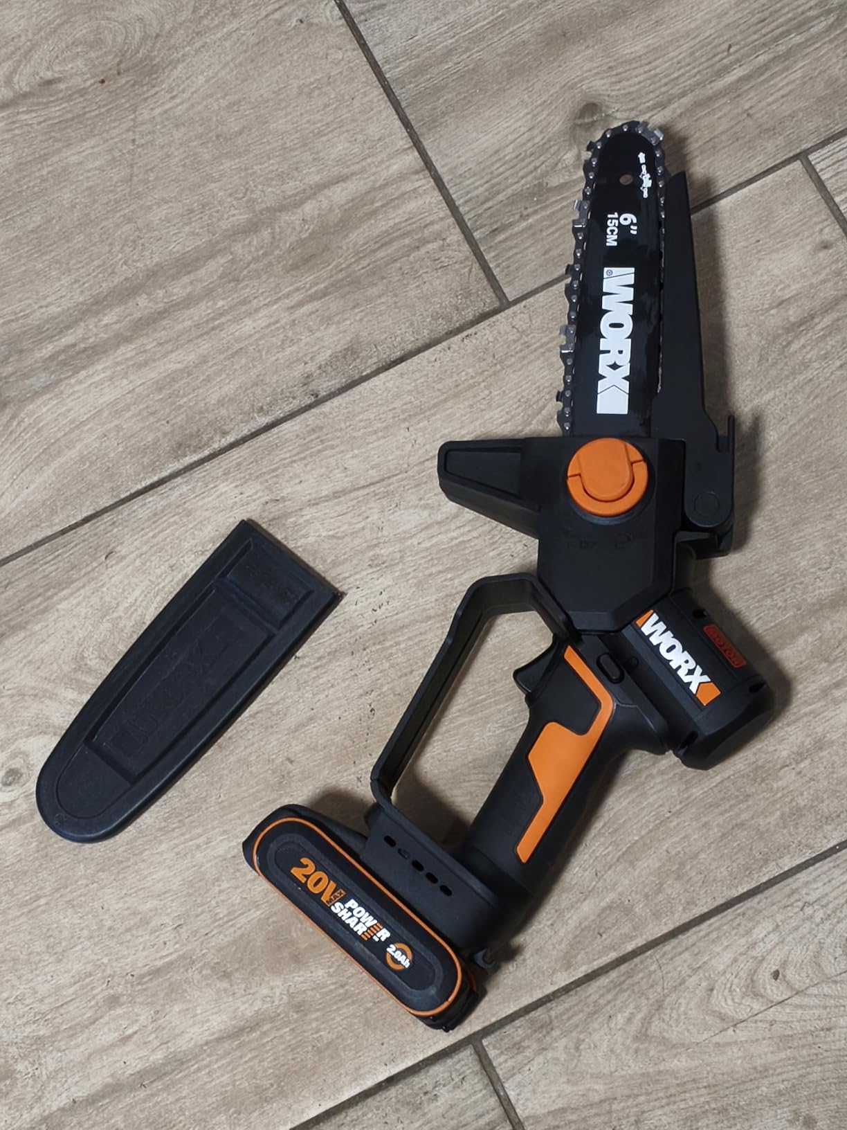 Worx WG327E.2 mini motosega 20V 15 cm con asta e batteria