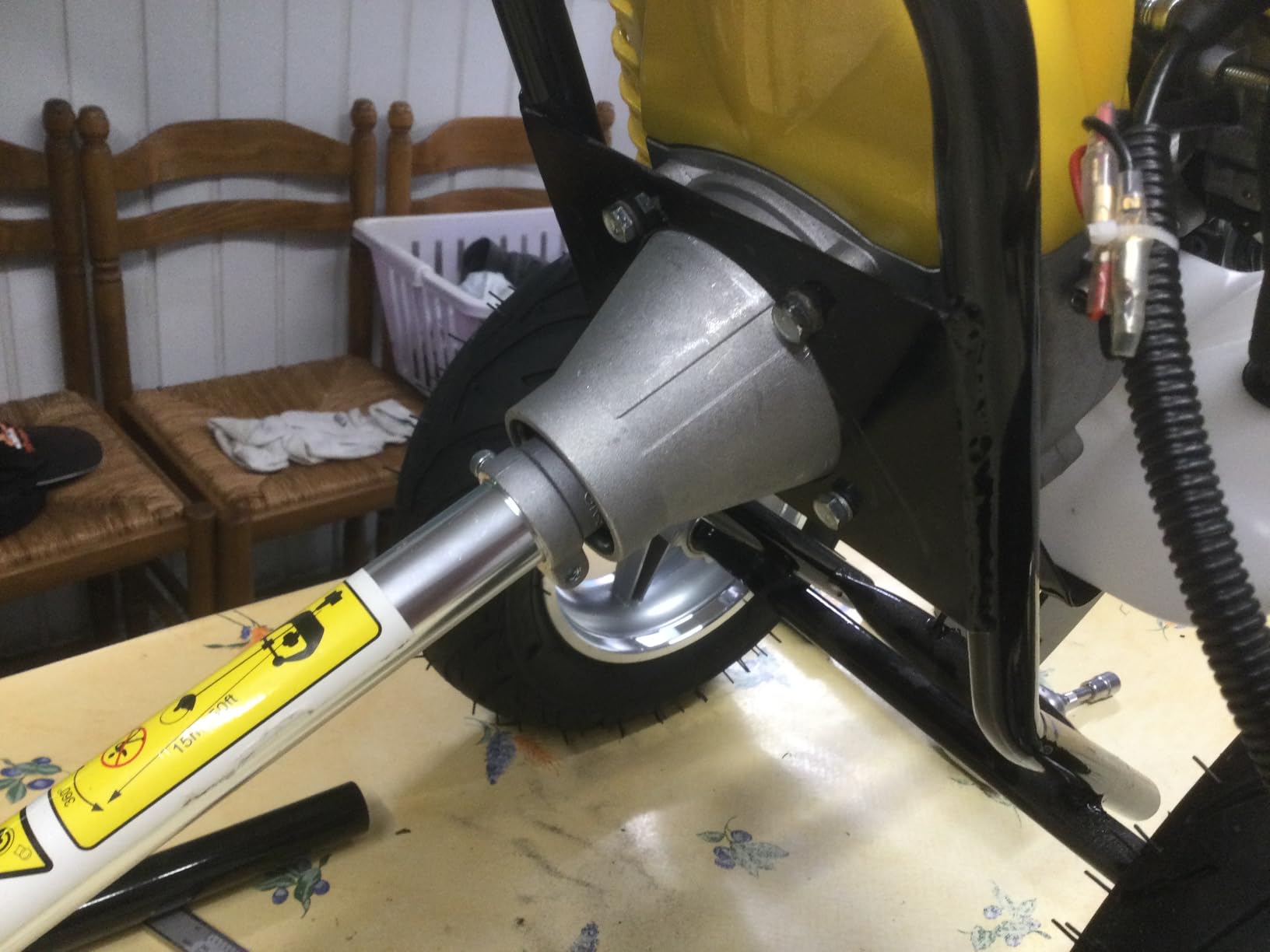 Nemura Decespugliatore Scoppio 52cc con Ruote Bobina Disco