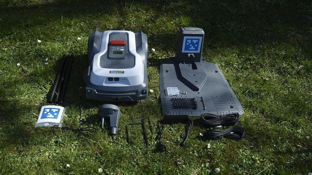RoboUP TM01 T1200Pro robot rasaerba 1500 mq senza filo