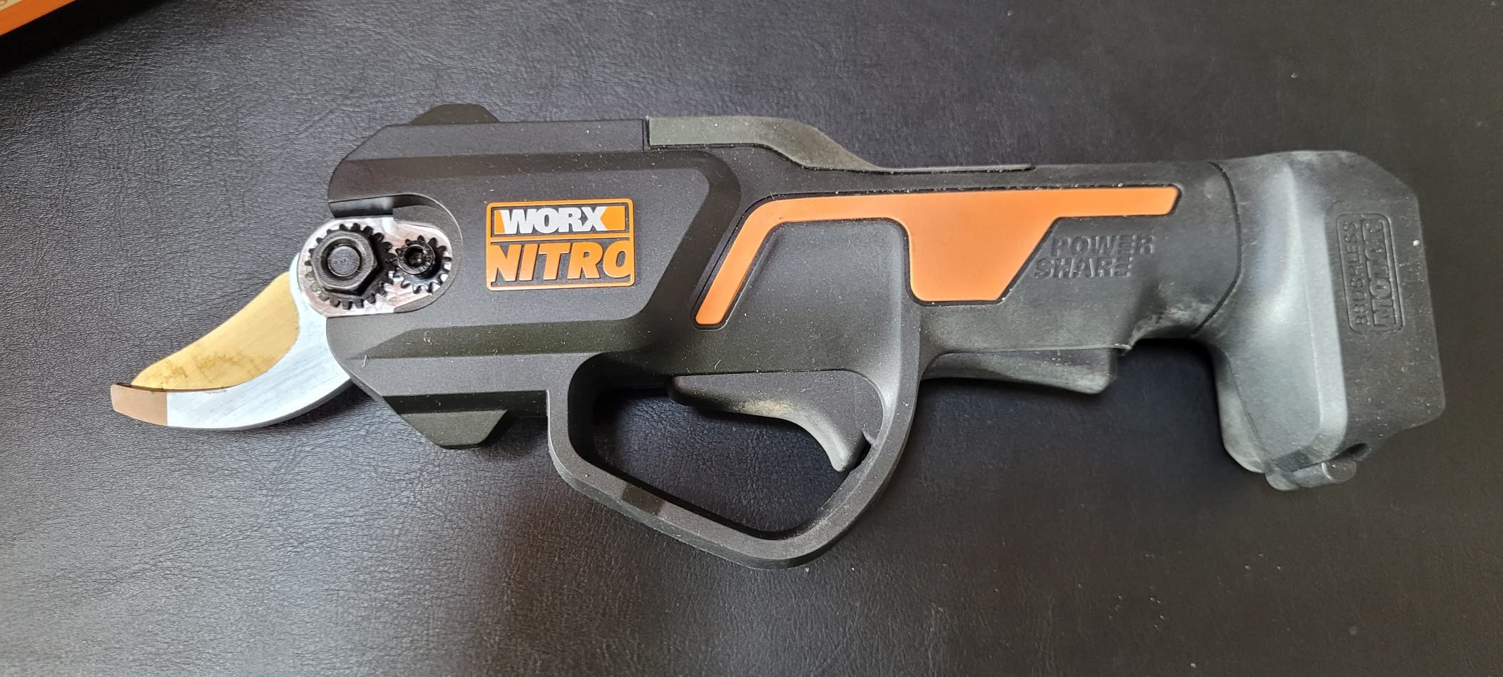 WORX WG330E.9 forbice potatura 20V solo corpo 25mm