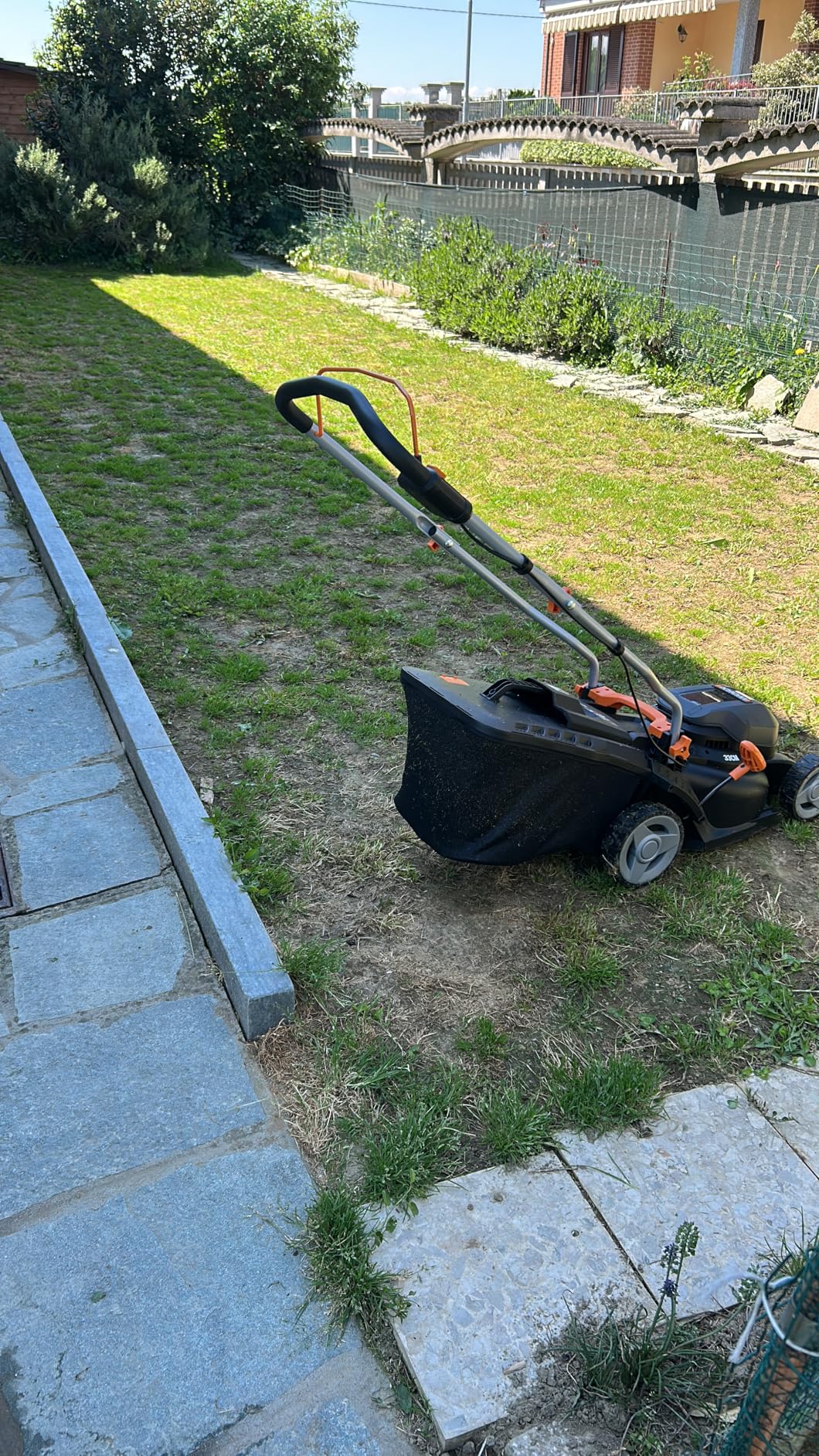 Worx WG733E tosaerba batteria 20V 33cm 250mq