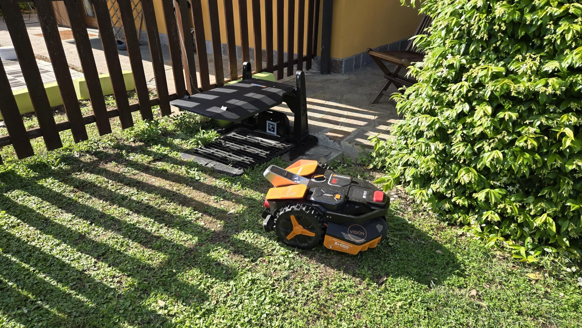 WORX Vision S250 WR202E robot tosaerba 250mq senza filo