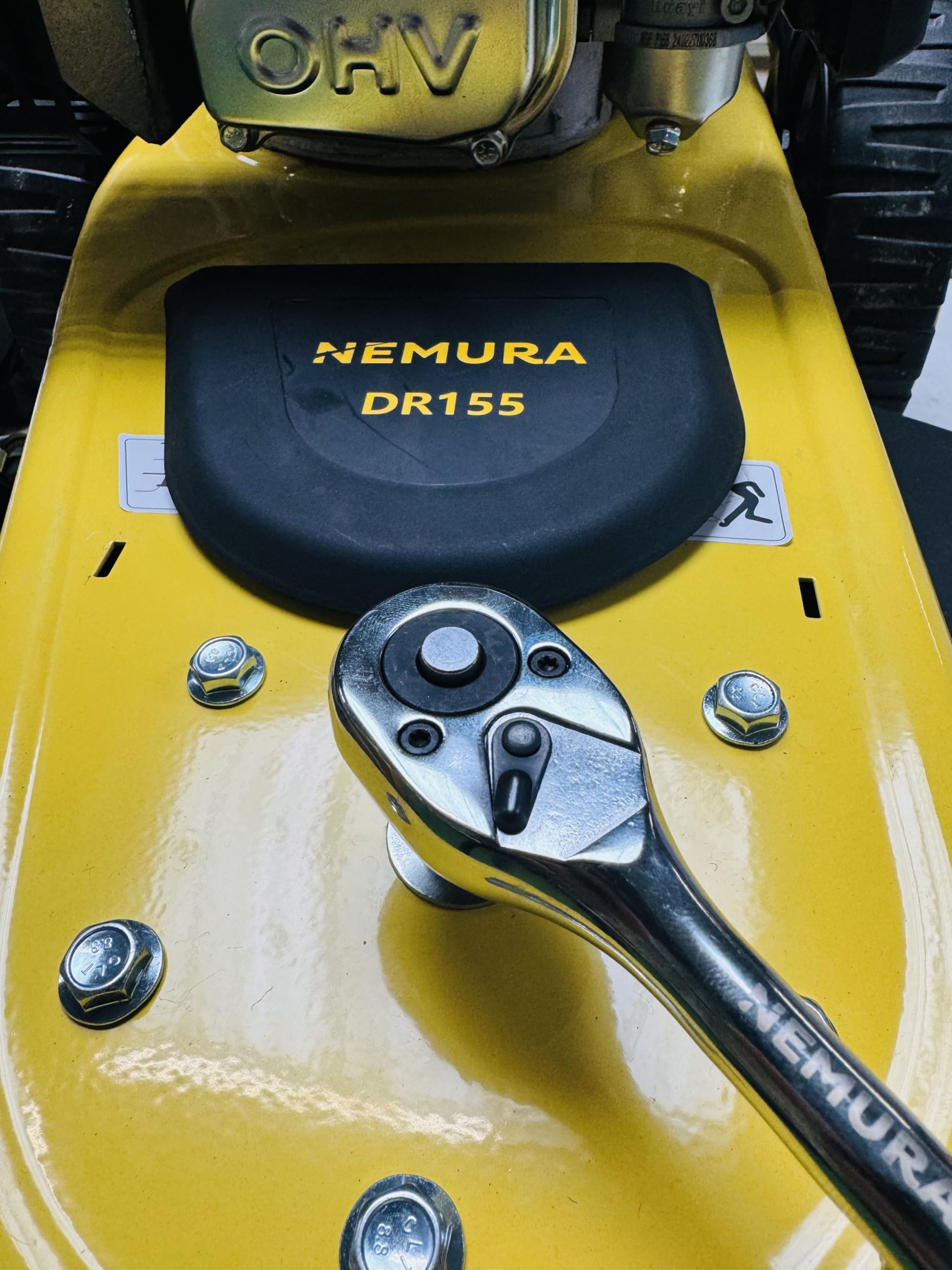 Nemura cofanetto bussole cricchetti 172 pezzi Cr-V