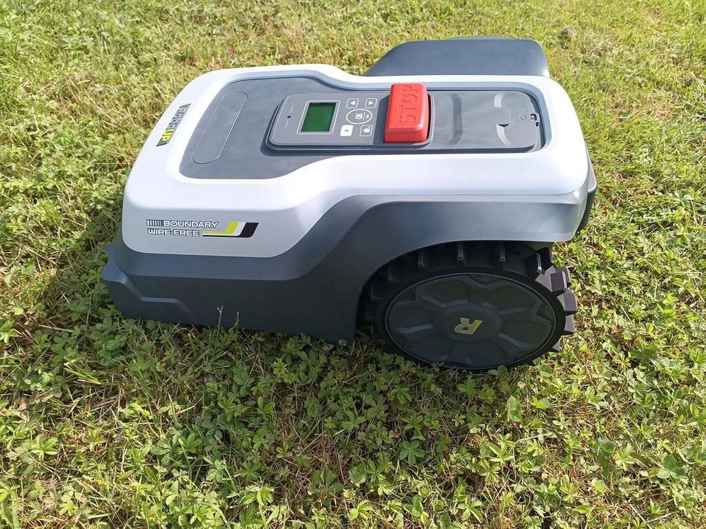 RoboUP TM01 T600 robot rasaerba 800 mq senza filo