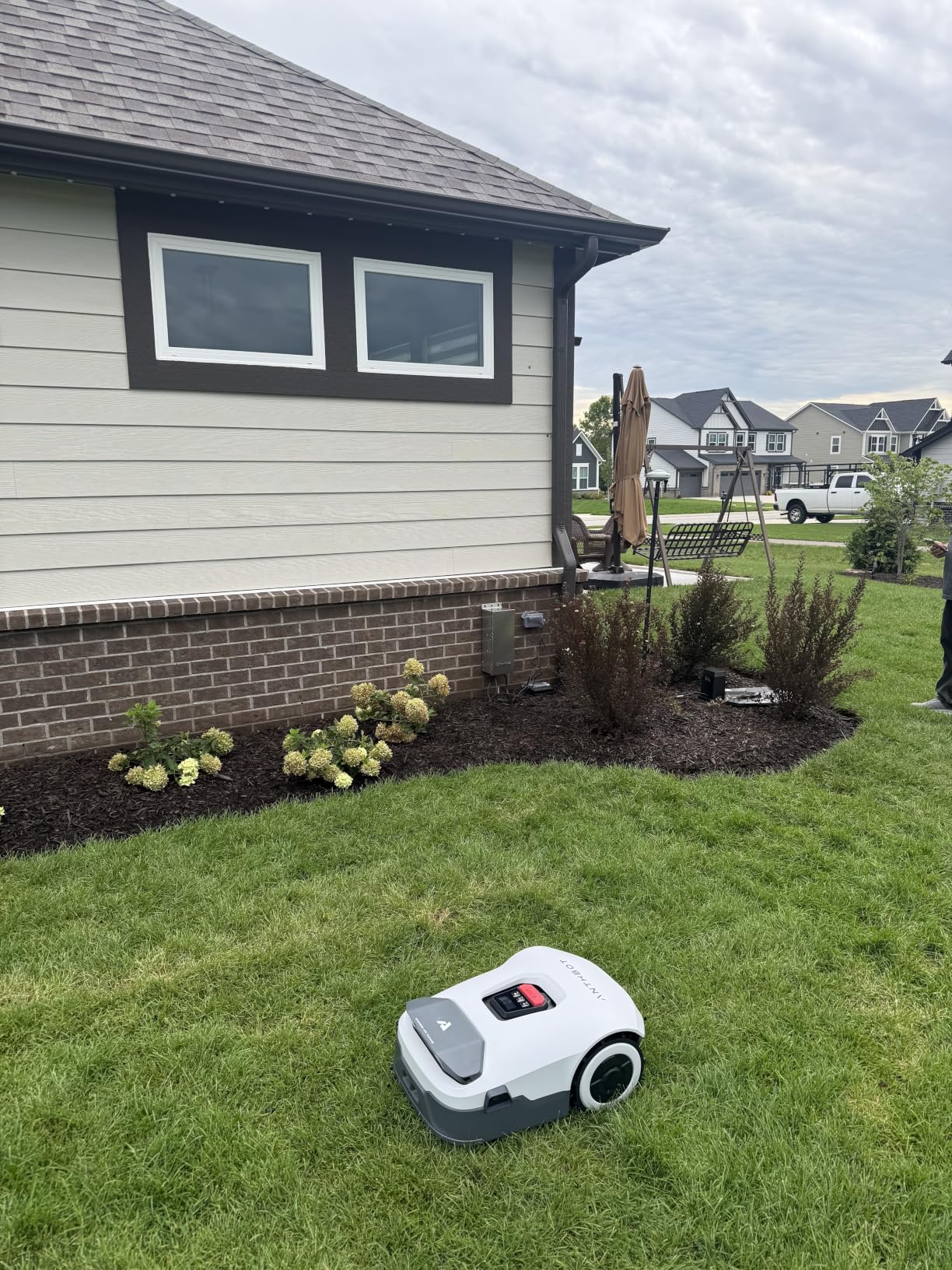 Anthbot Genio robot tosaerba 3600mq senza filo RTK