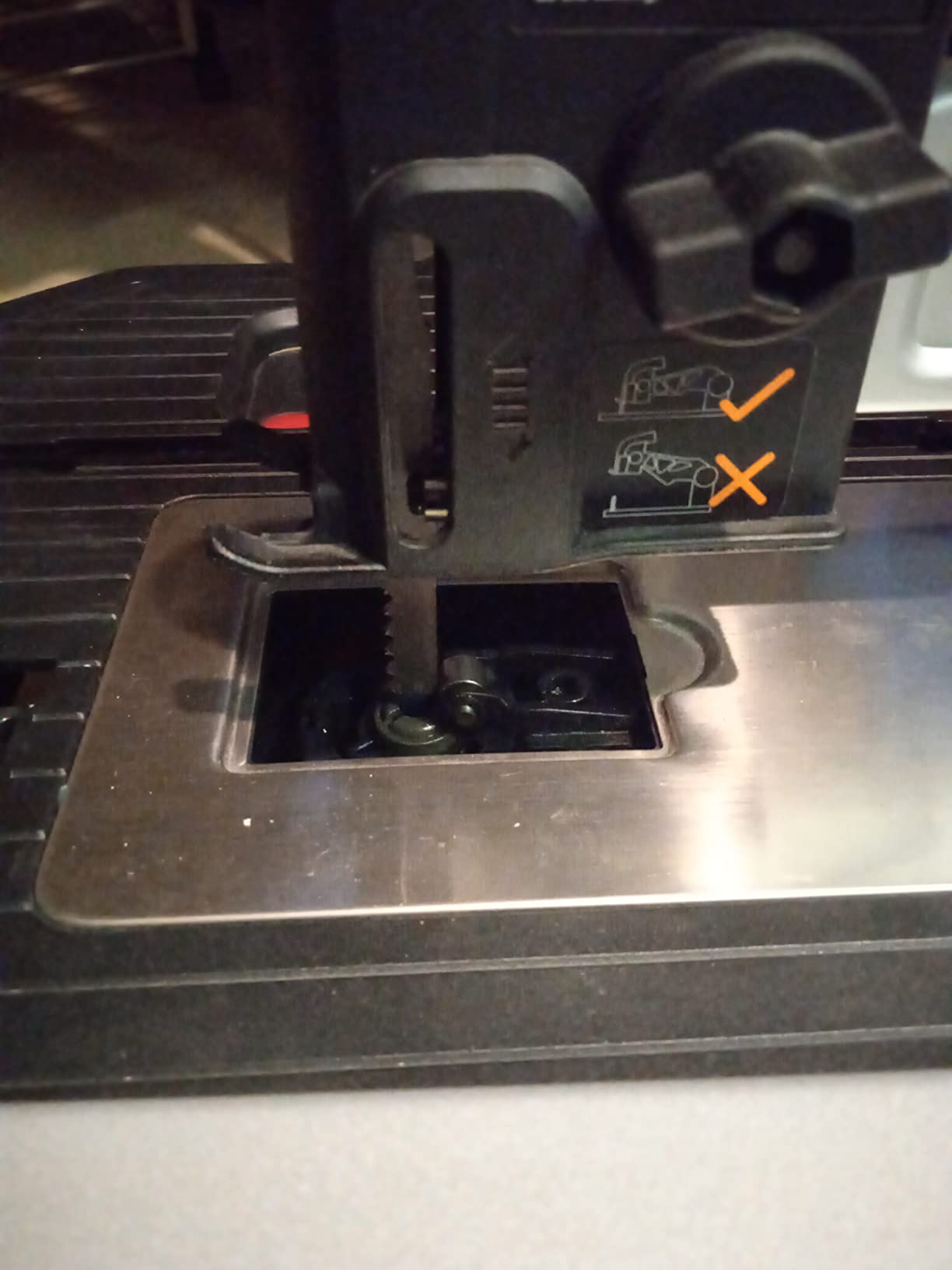 Worx WX572 BladeRunner sega tavolo 650W lame universali