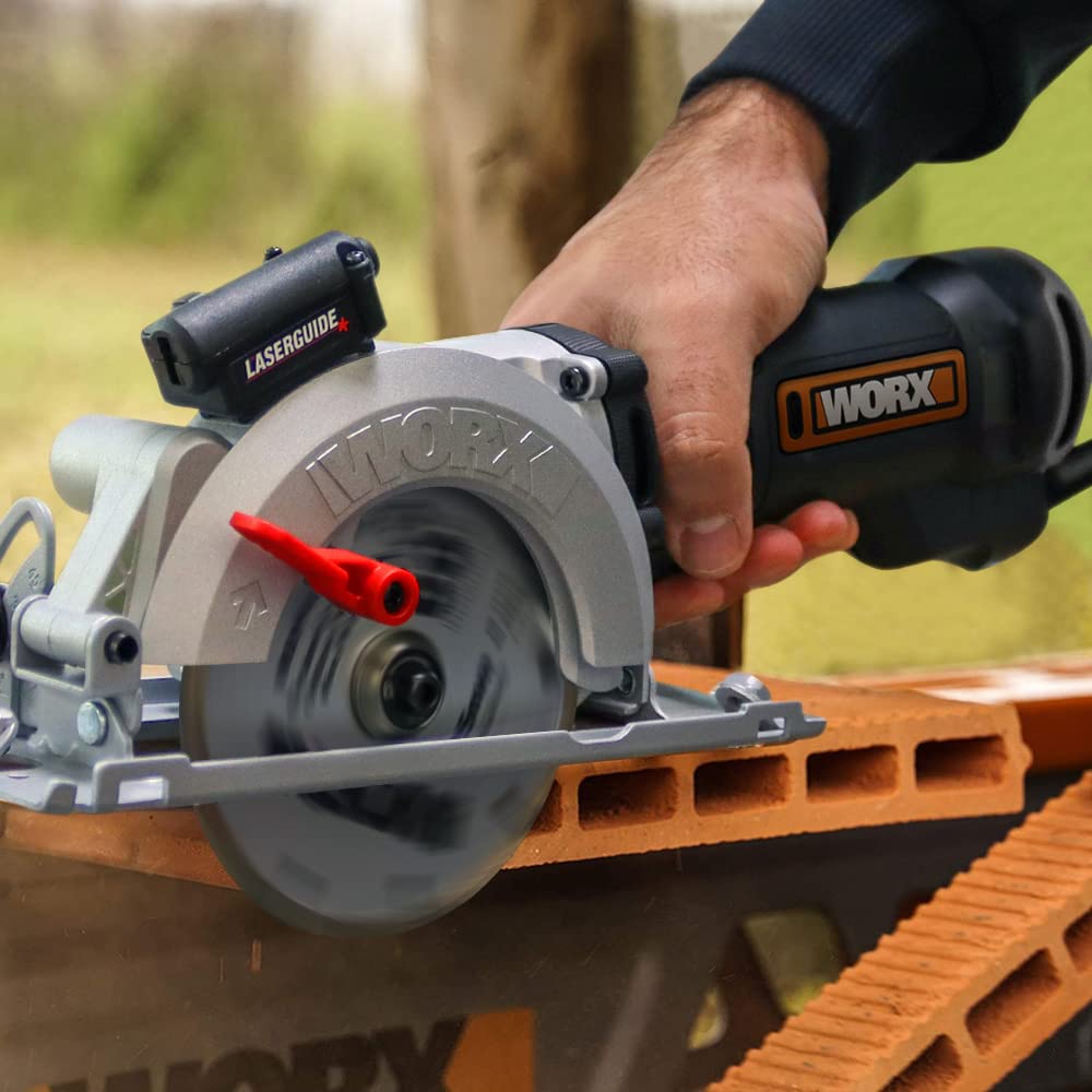 Worx WX427 sega circolare compatta 710W con laser