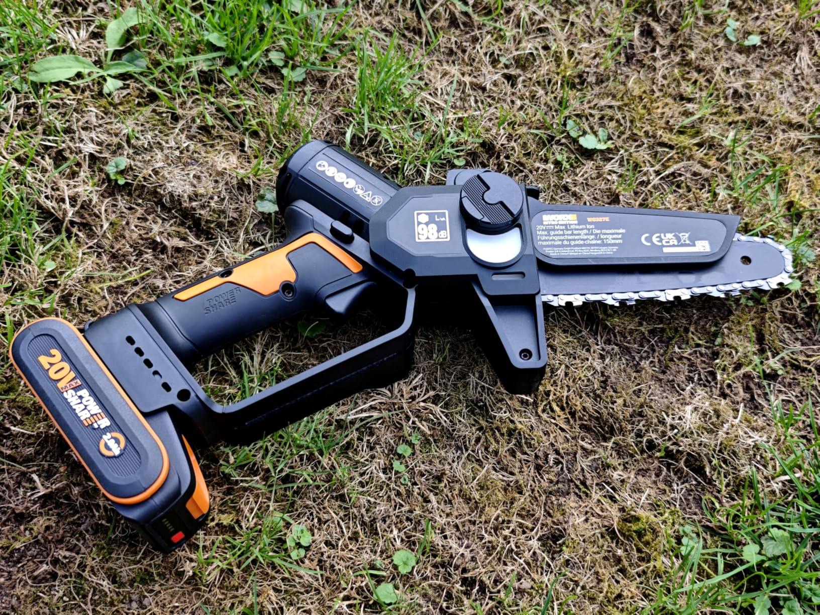 Worx WG327E.2 mini motosega 20V 15 cm con asta e batteria