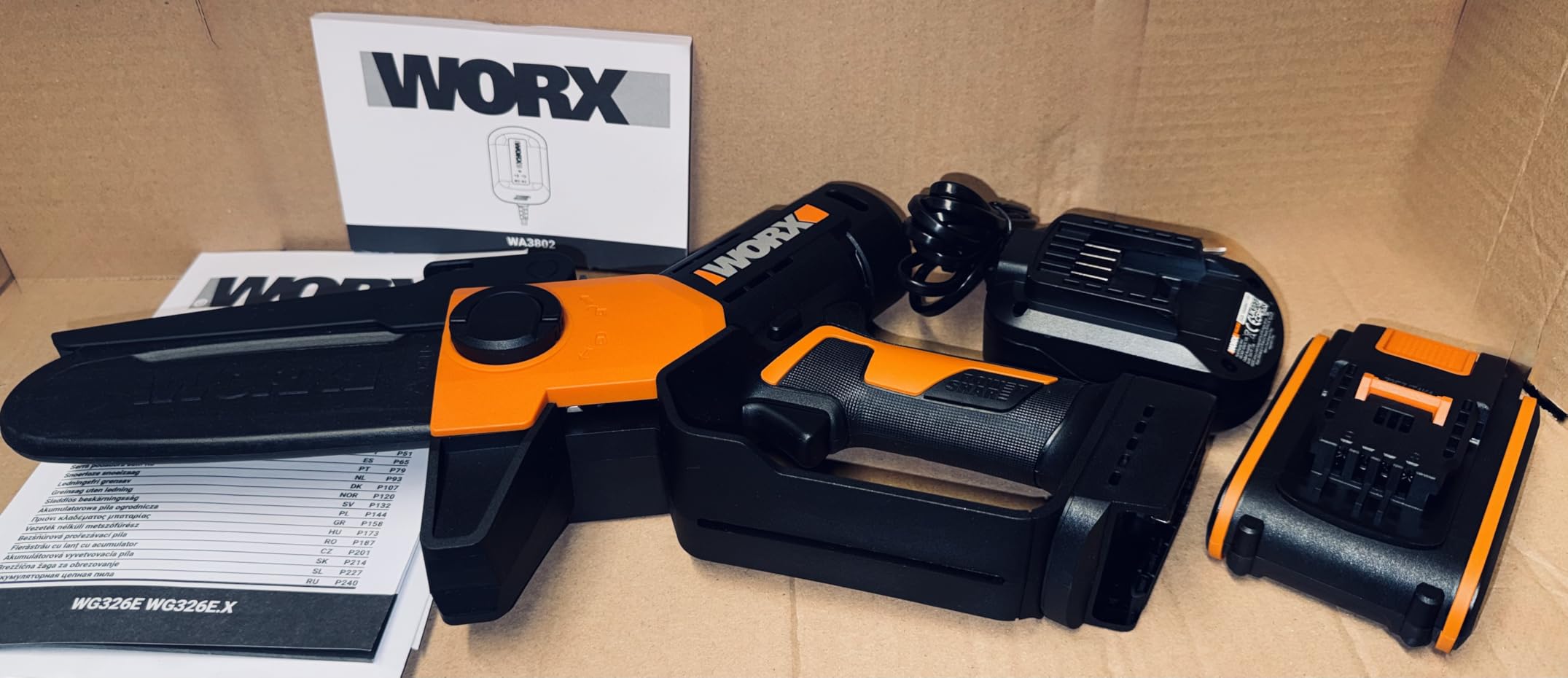 Worx WG326E Mini Motosega 20V 12cm con Batteria 2.0Ah