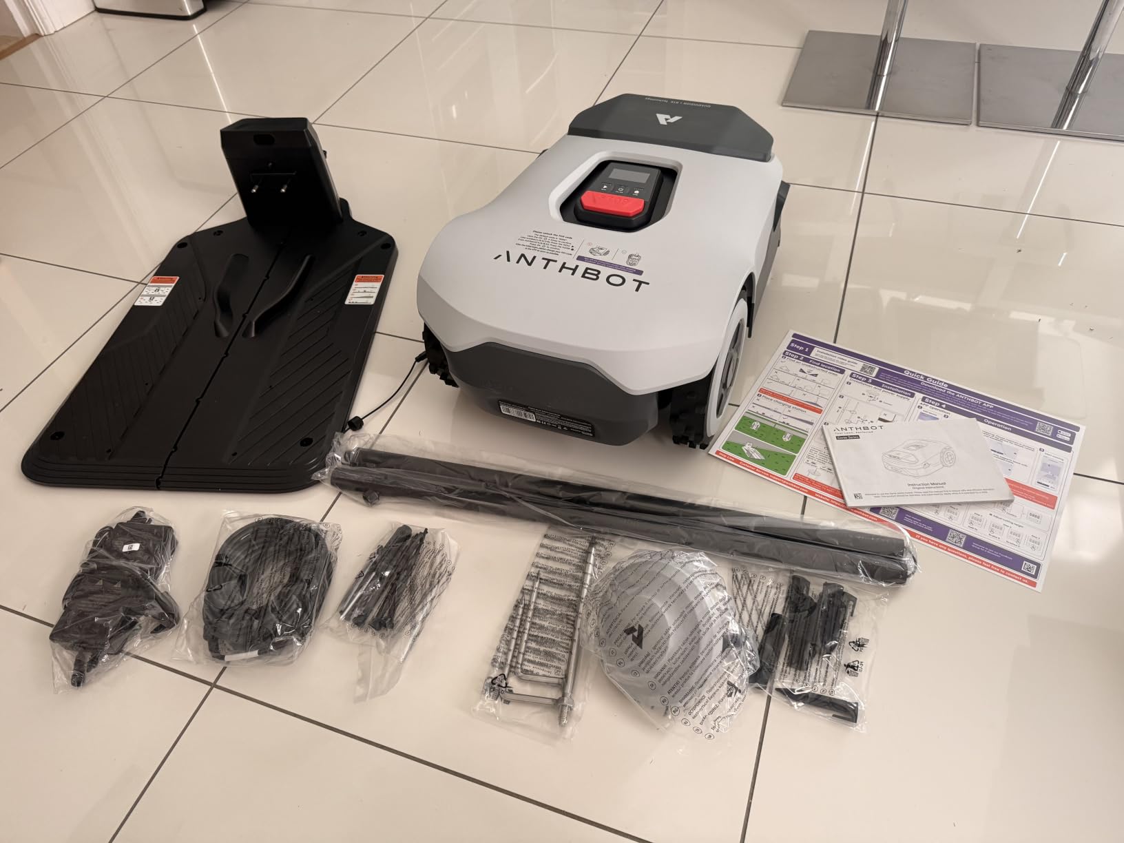 Anthbot M9 robot tagliaerba wireless 1000mq con garage