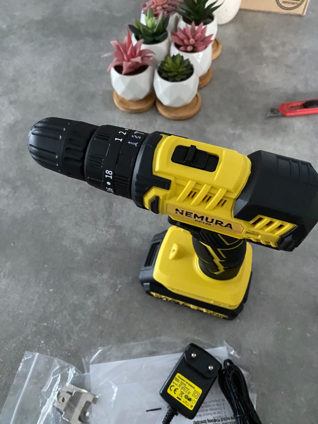 Nemura trapano batteria 20V con valigetta 54 accessori