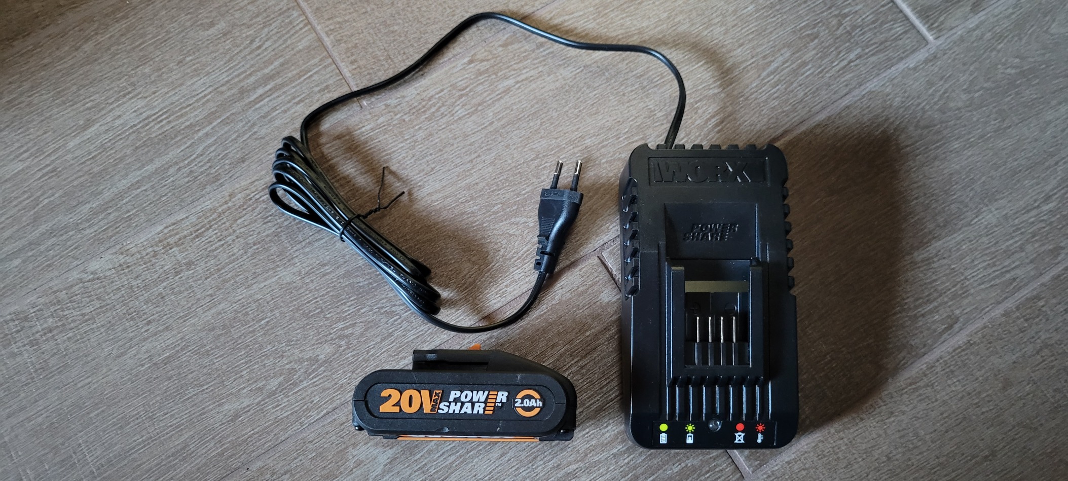 Worx WA3601 Kit Batteria 20V 2.0Ah + Caricabatterie