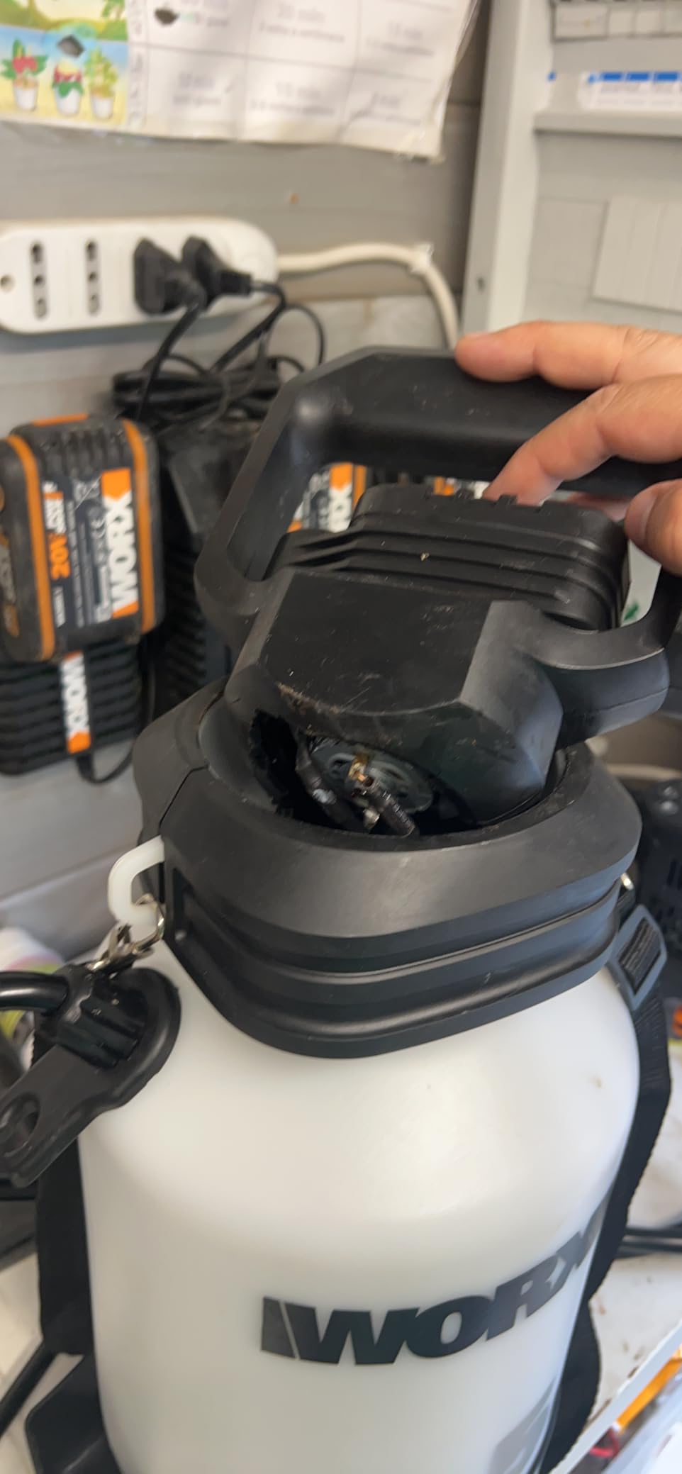 Worx WG829E.9 irroratore a batteria 20V 5L solo corpo